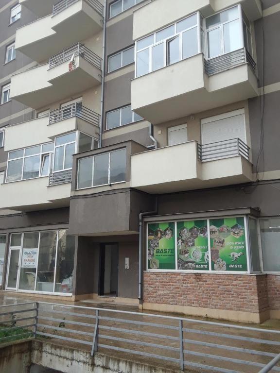 Silver Apartament Korce Exterior foto