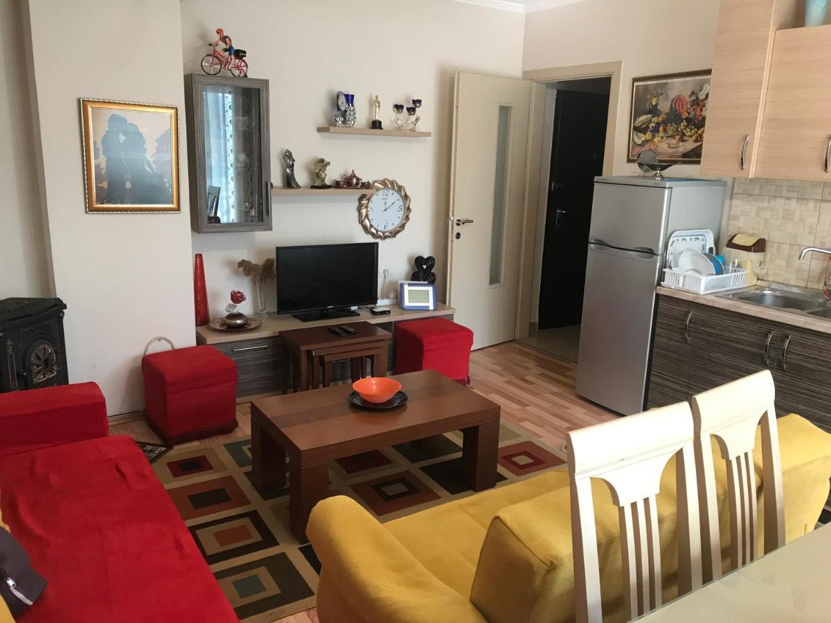 Silver Apartament Korce Exterior foto